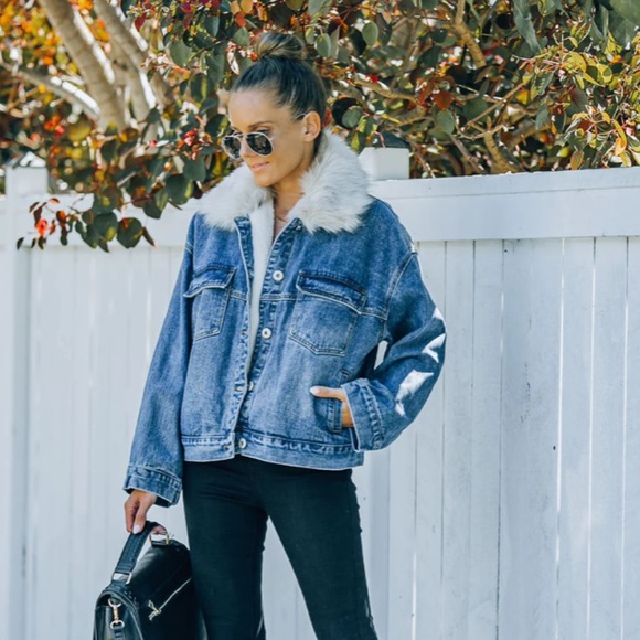 BOONE POCKETED FAUX FUR DENIM JACKET - Picture 3 of 10